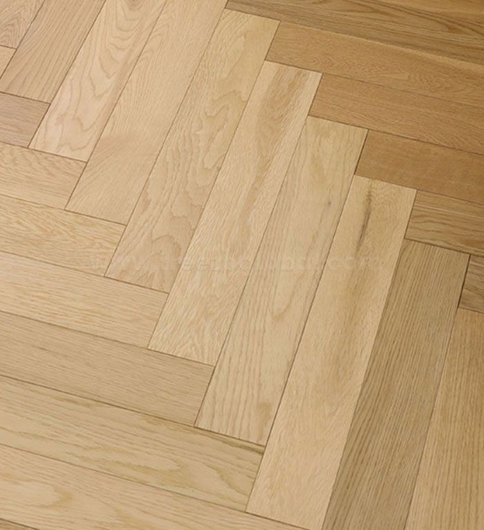 Multilayer Oak Herringbone Engineered Wood Flooring