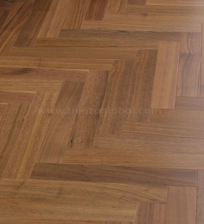 Multilayer Oak Herringbone Engineered Wood Flooring