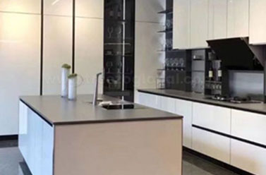 Guide To Choosing Kitchen Cabinets